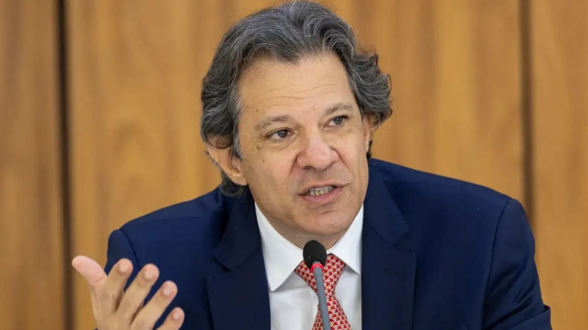 Haddad diz que EUA pressionam Brasil a contrariar Constituição em disputa tarifária