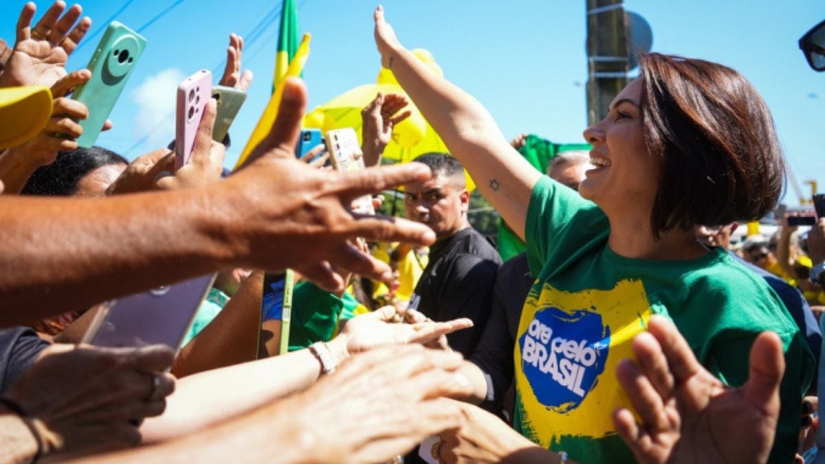 Michelle Bolsonaro faz discurso arrebatador em Belém