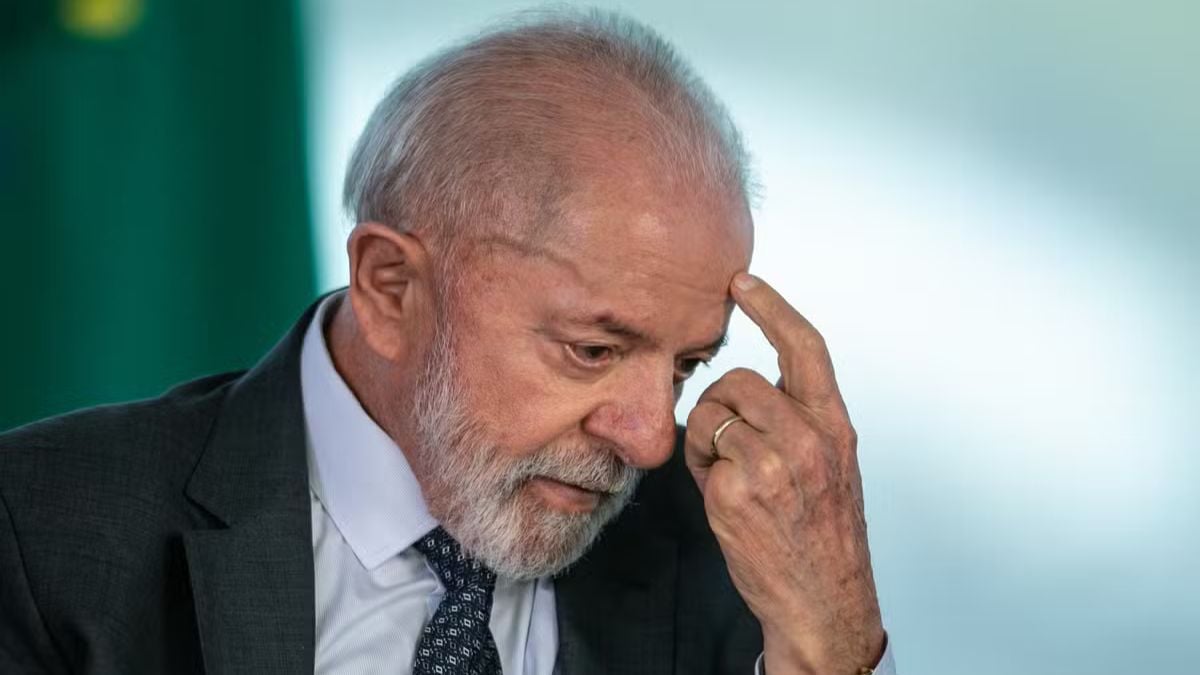 Ministro de Lula causa polêmica ao dizer que Brasil deveria taxar os EUA