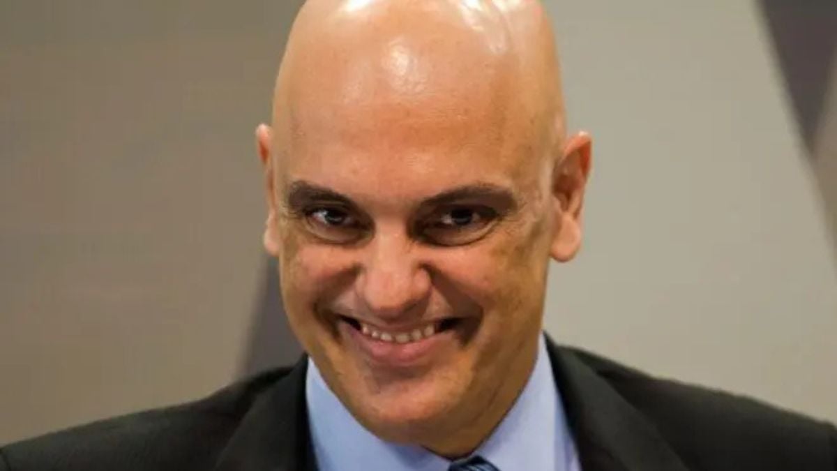 Moraes autoriza Bolsonaro a realizar exames, mas faz exigência