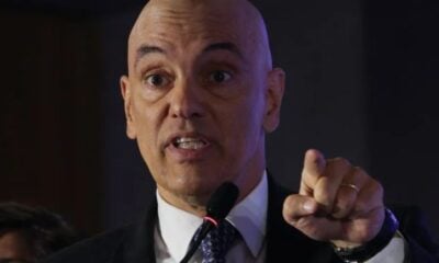 Moraes dá 48h para PGR analisar defesa de Bolsonaro sobre cautelares