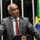 Romário rompe com Bolsonaro? Senador apaga fotos e deixa de segui-lo