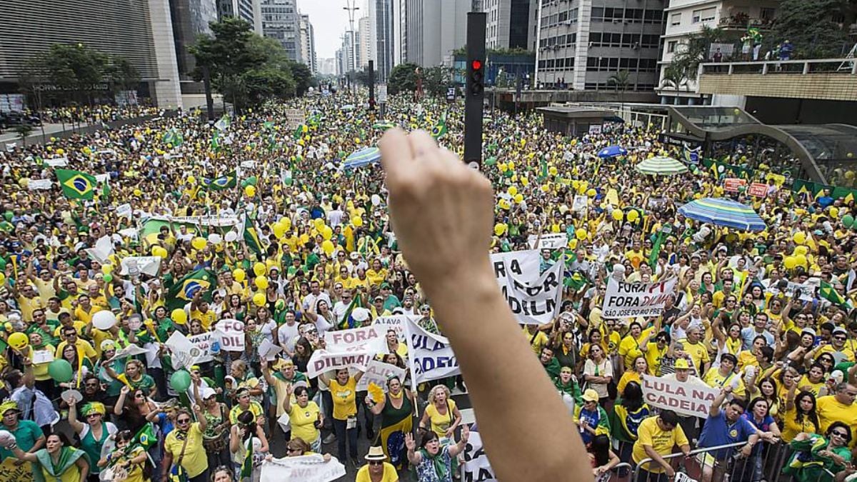 Brasil se levanta: milhões exigem queda de Lula e Moraes nas ruas