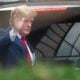 Trump é Visto com Neta Após Fake News Sobre Sua Morte Viralizar