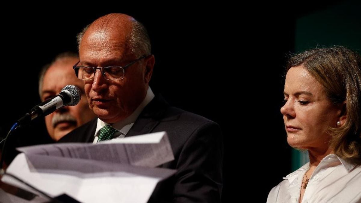 Voo Polêmico: Alckmin e Gleisi Usaram Empresa Alvo da PF por Ajudar o PCC