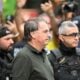 Bolsonaro passa por cirurgia, tem alta e tratamento é mantido sob ordens médicas