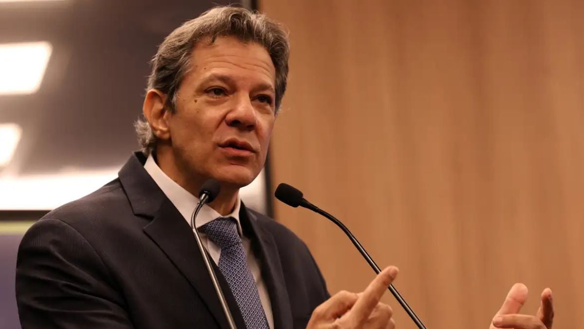 Haddad defende tributar aplicações financeiras para cobrir rombo em 2026
