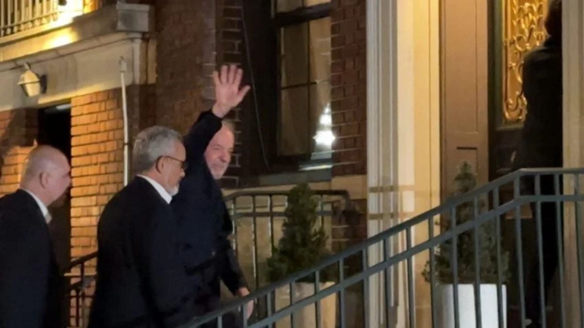 Lula é vaiado por brasileiros em Nova Iorque durante visita à ONU