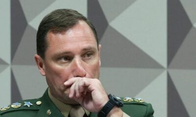 Mauro Cid rompe com Exército em meio a julgamento explosivo no STF