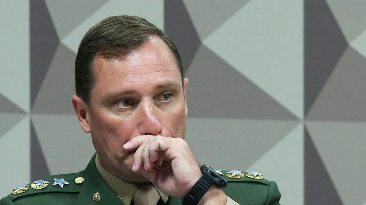 Mauro Cid rompe com Exército em meio a julgamento explosivo no STF 53 Mauro Cid rompe com Exército em meio a julgamento explosivo no STF