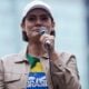 Michelle Bolsonaro pede orações após Jair ser internado às pressas