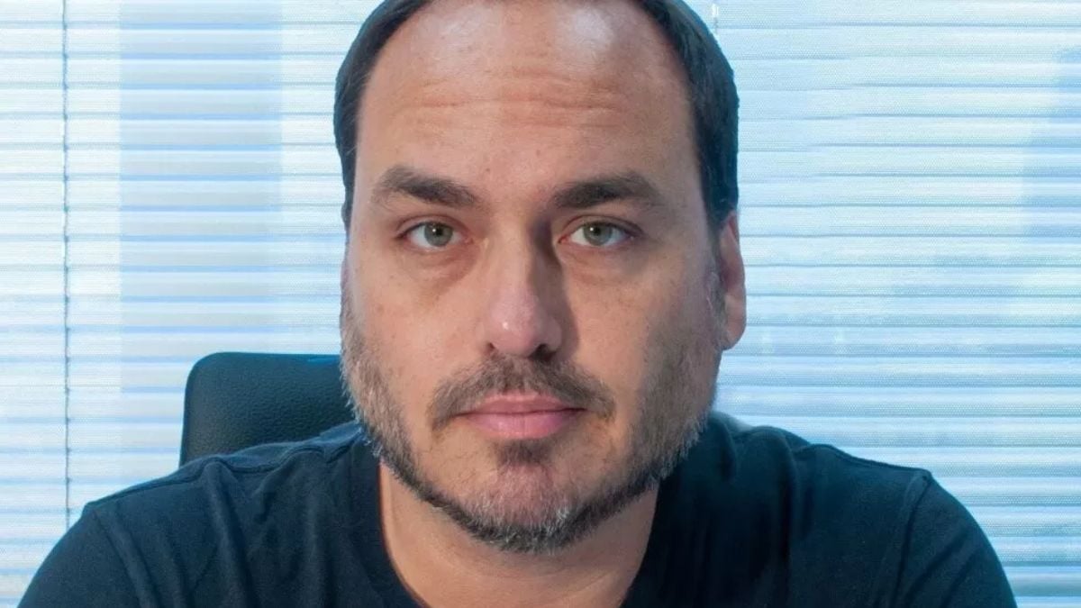 Carlos Bolsonaro critica políticos que prometem indulto a Bolsonaro em 2026 — veja o que ele disse