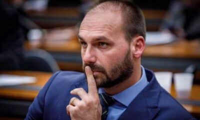 DPU enfrenta Moraes e recusa defesa de Eduardo Bolsonaro no STF