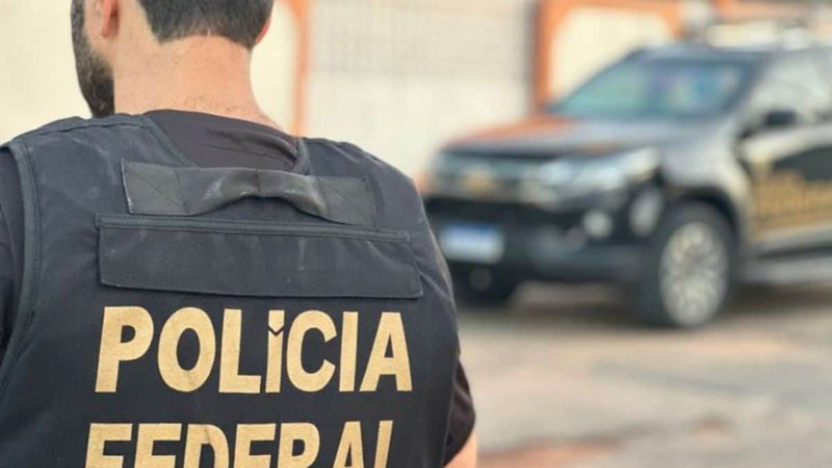Deputado reage e solicita investigação de delegados da PF após caso Filipe Martins