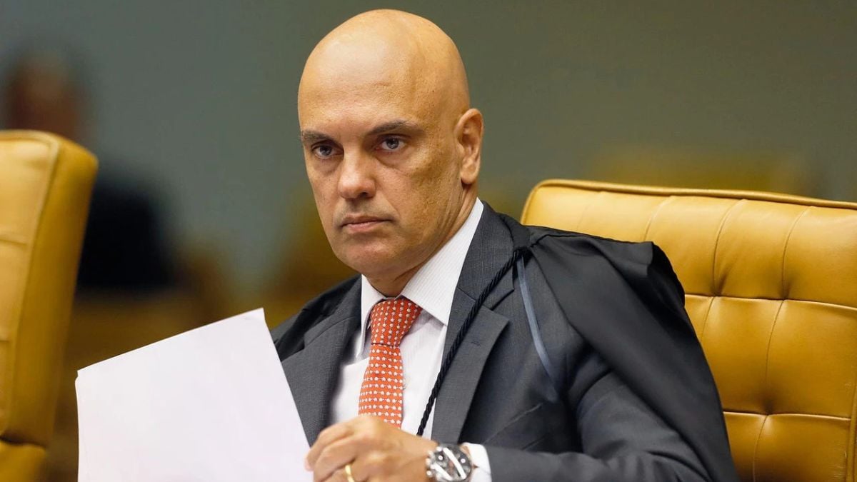Moraes ignora protocolo internacional e nega citação formal a ex-assessor