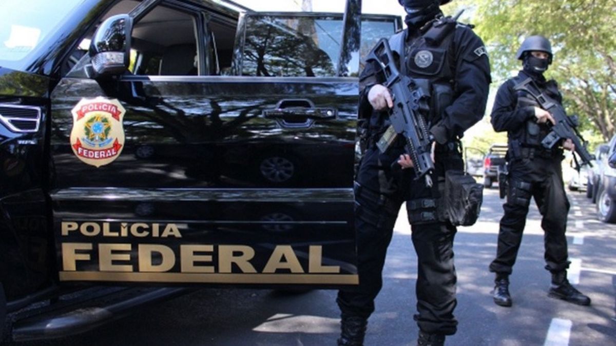 PF encontra cofre com dinheiro vivo em sindicato ligado ao irmão de Lula