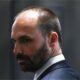 PT sofre derrota ao tentar cassar Eduardo Bolsonaro na Câmara