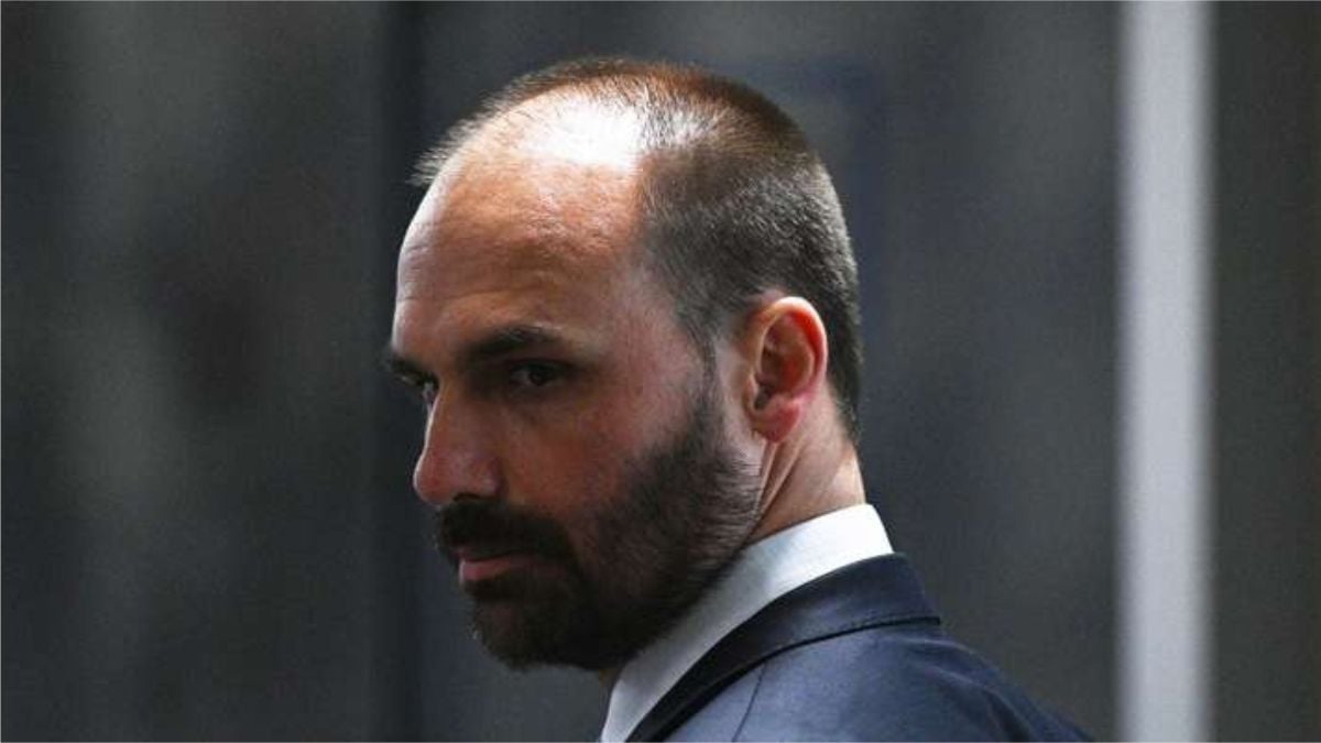 PT sofre derrota ao tentar cassar Eduardo Bolsonaro na Câmara