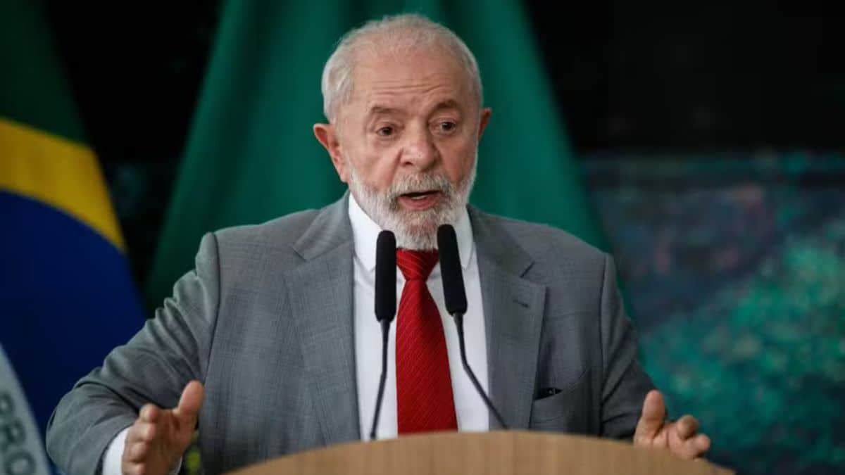 Lula volta a pressionar o Banco Central por redução dos juros