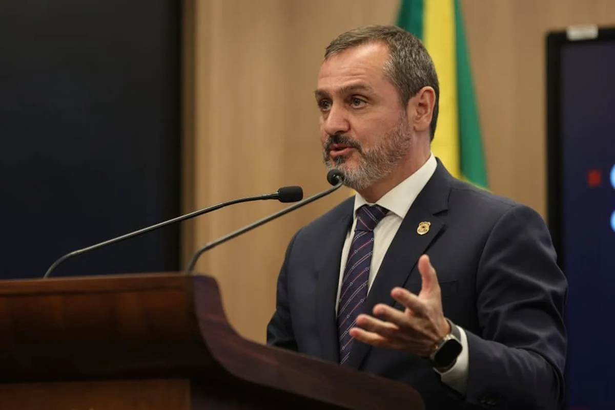 PF atende ordem do STF e inicia inquérito sobre facções e milícias no RJ 53 PF atende ordem do STF e inicia inquérito sobre facções e milícias no RJ