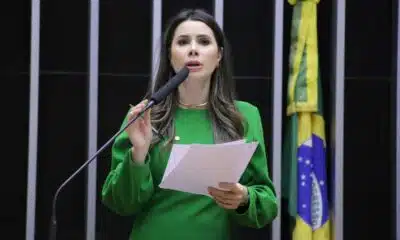 Carol de Toni avalia deixar o PL e disputar o Senado por outro partido