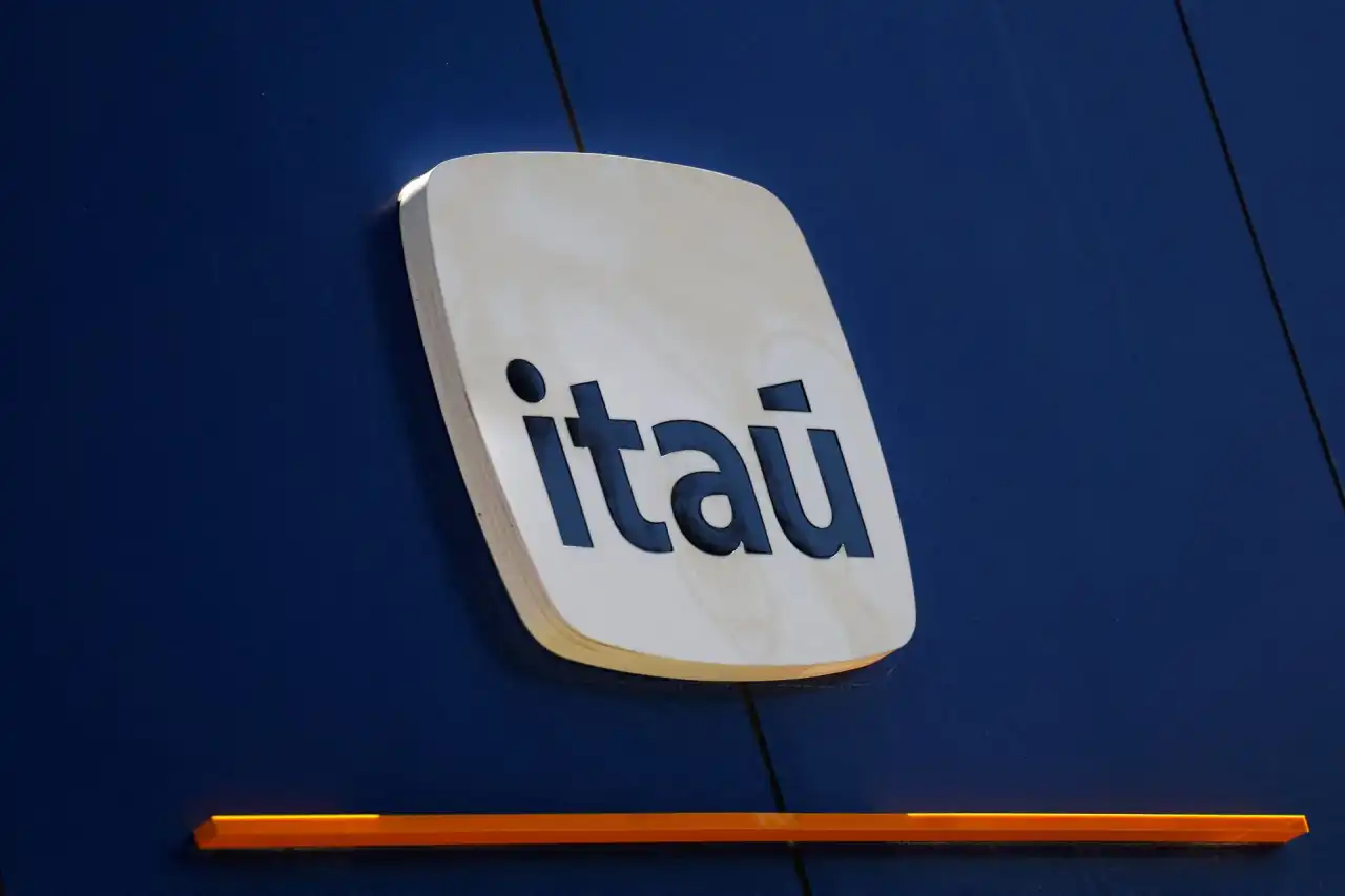 SURPRESA NO RANKING: Itaú é a nova nº 1 da B3, mas você não vai acreditar qual banco brasileiro vale mais que os dois