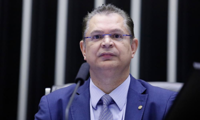 Flávio Bolsonaro será o articulador do nome da direita para 2026, diz Sóstenes Cavalcante